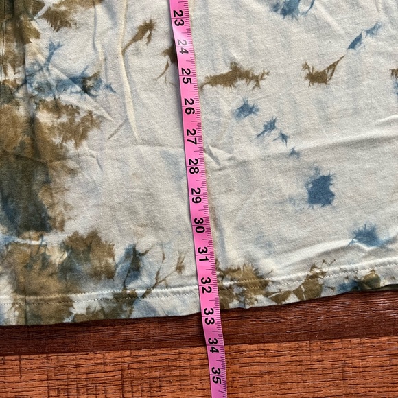 Fashion Nova Mens XL tshirt - Picture 2 of 6